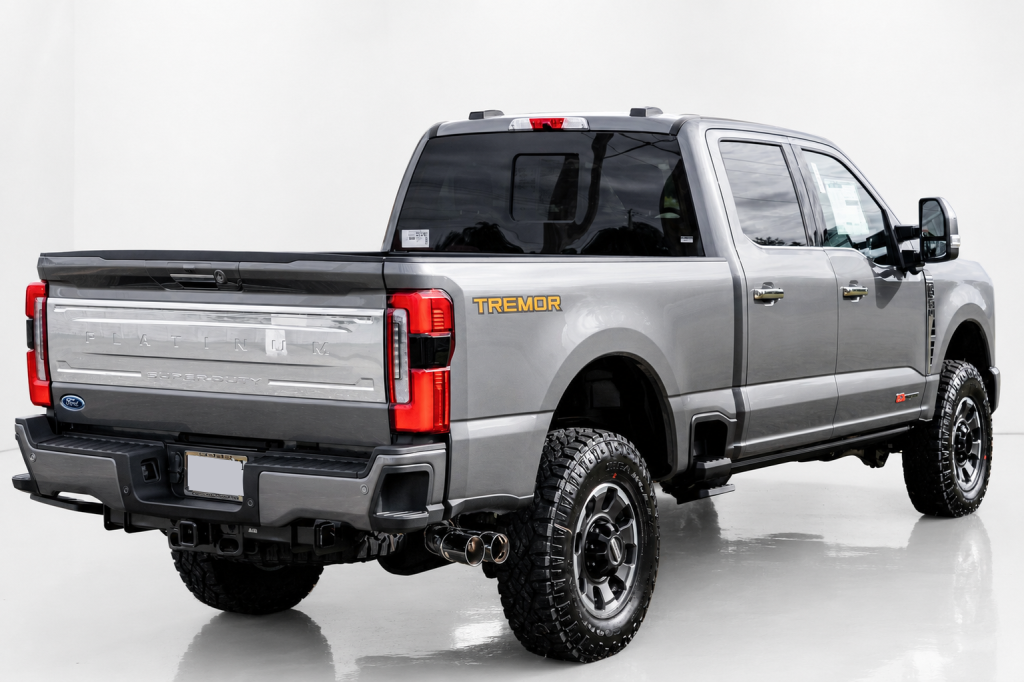 2024 Ford F-350 Super Duty Platinum Tremor Crew Cab 4×4